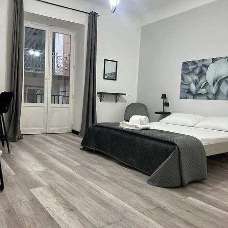 Bibi Rooms And Suite Palermo Exteriör bild