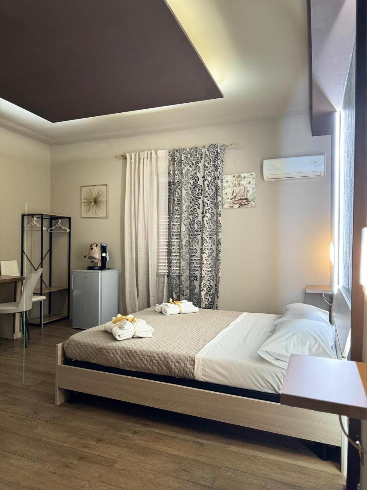 Bibi Rooms And Suite Palermo Exteriör bild