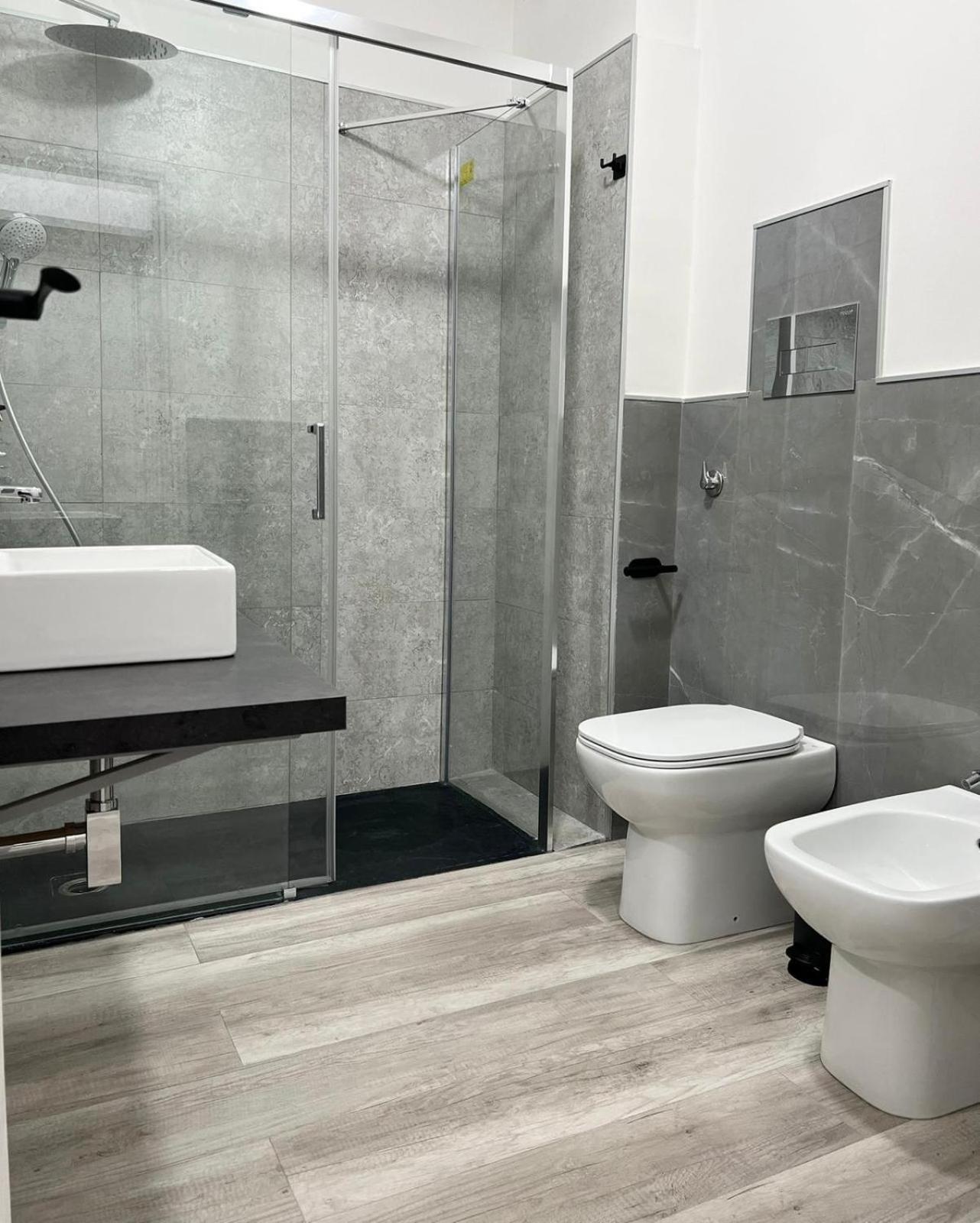 Bibi Rooms And Suite Palermo Exteriör bild