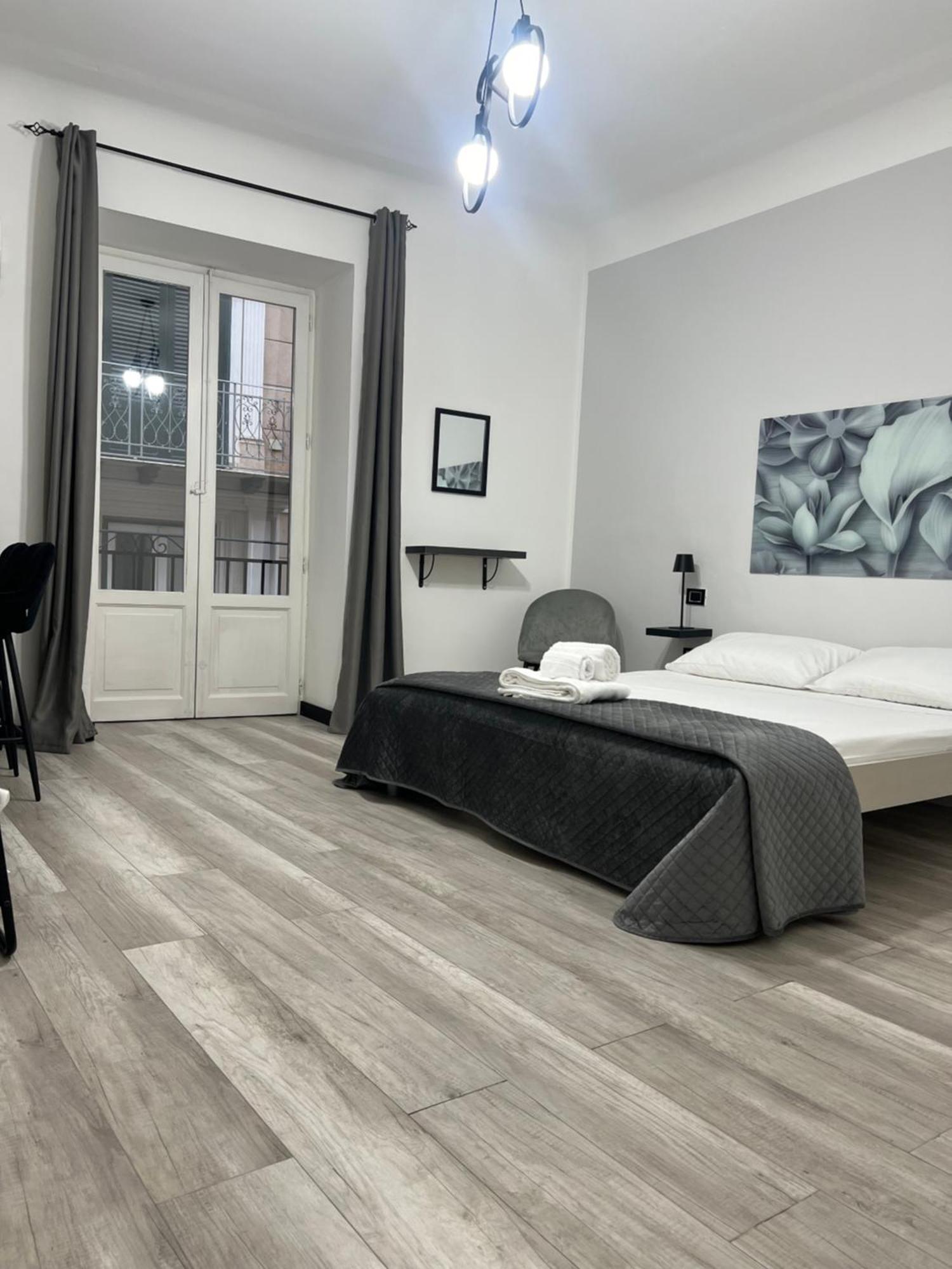 Bibi Rooms And Suite Palermo Exteriör bild